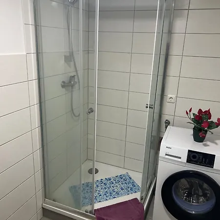 Zuralten Bank 4 Apartamento