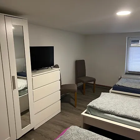 Zuralten Bank 4 *